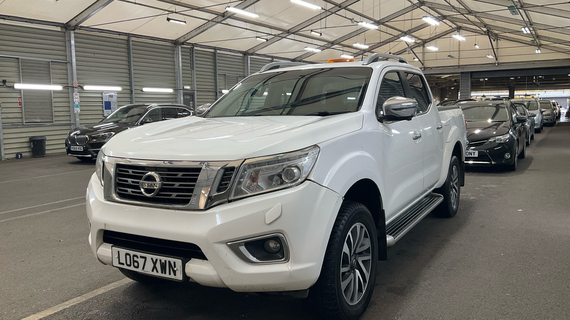 NISSAN Navara